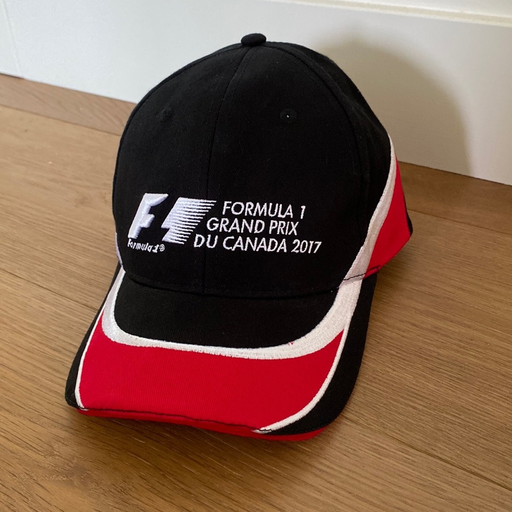 Formula 1 2017 cap